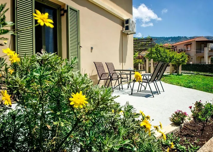 Garbis Garden View Apartment Valsamata