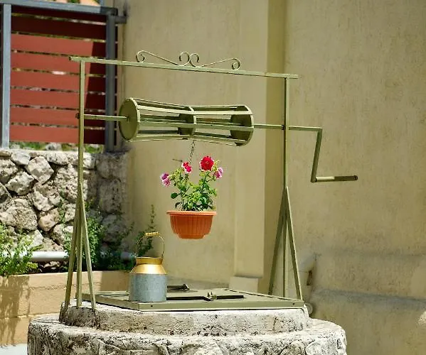 Garbis Garden View Valsamata